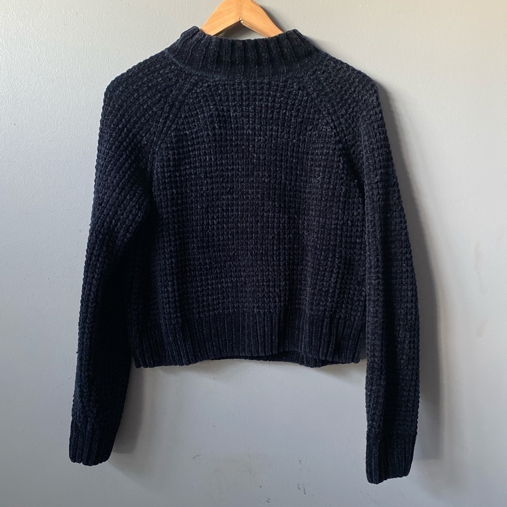 Navy Blue Sweater🔷 - Picture 2 of 3